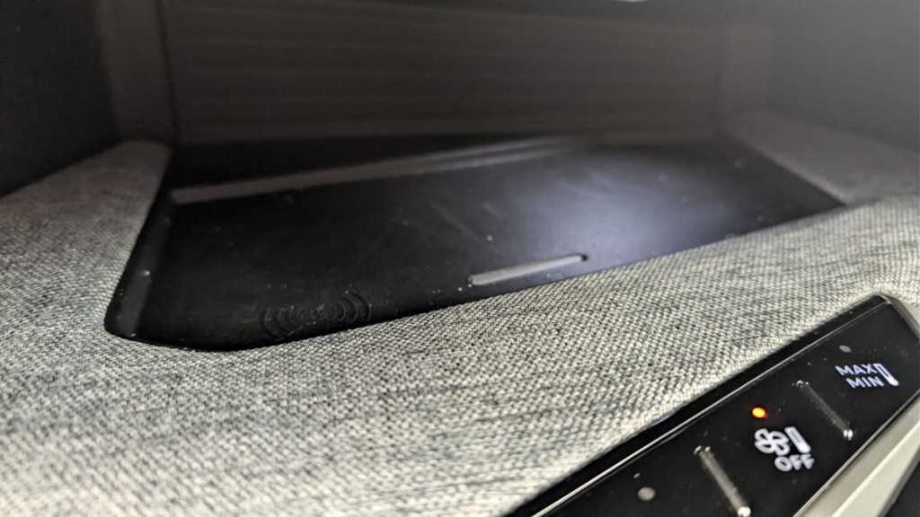 PEUGEOT 3008 Hybrid 145 e-DCS6 Allure - ref: 1-382503 - Photo 20