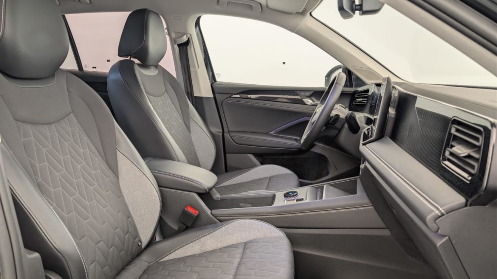 VOLKSWAGEN Tiguan 2.0 TDI 150ch DSG7 VW Edition - ref: 1-382525 - Photo 9