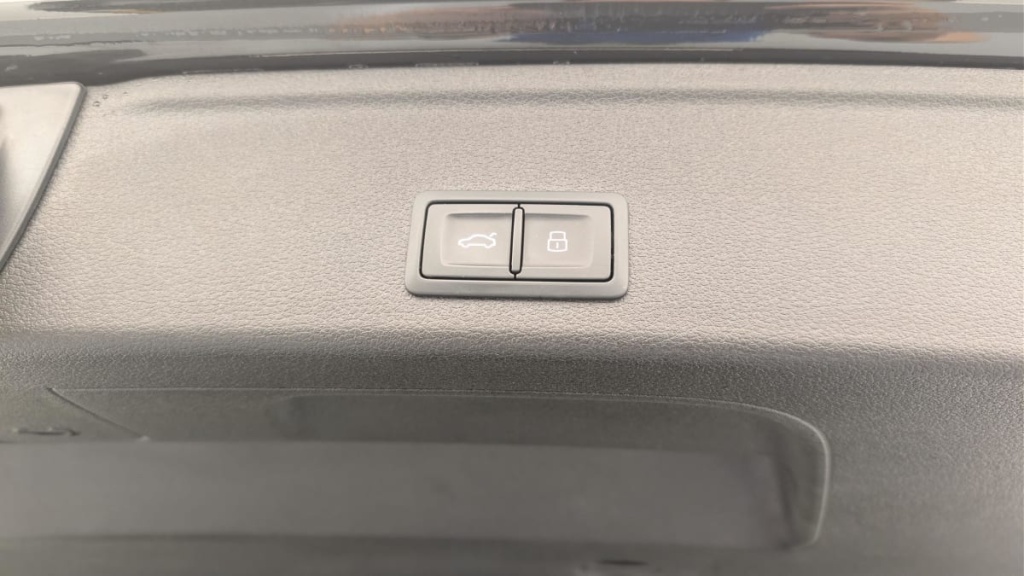 AUDI A4 Avant 35 TFSI 150 S tronic 7 Design - ref: 1-382526 - Photo 20