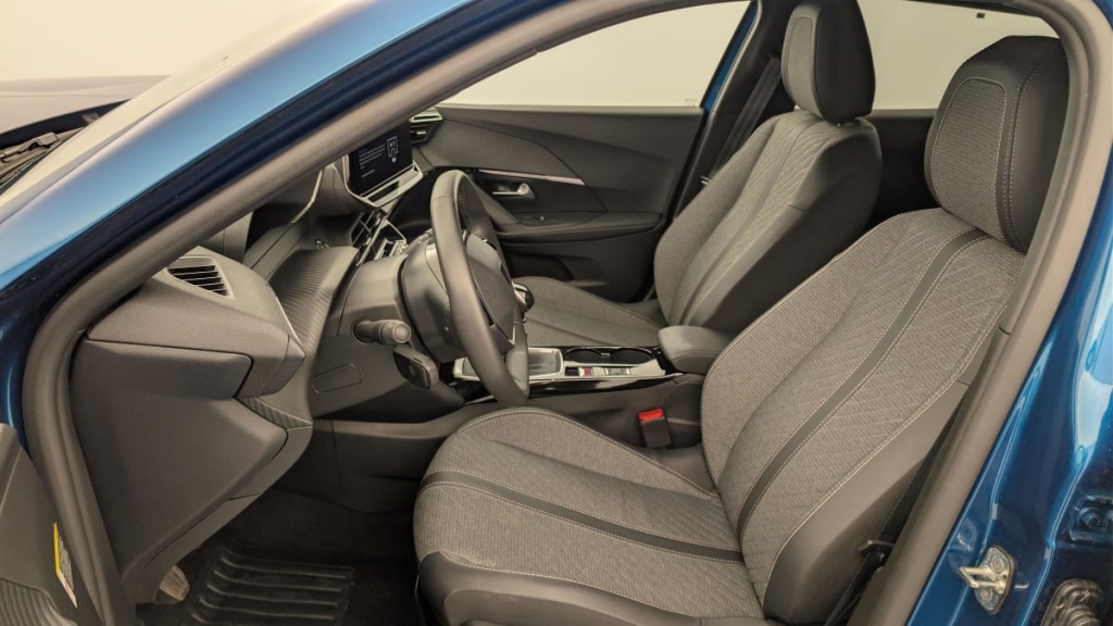 PEUGEOT 2008 100 S S BVM6 Allure - ref: 1-382569 - Photo 16