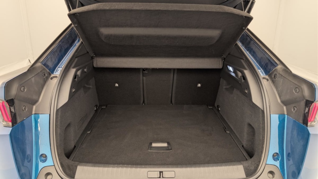 PEUGEOT 3008 Hybrid 145 e-DCS6 Allure - ref: 1-382616 - Photo 11