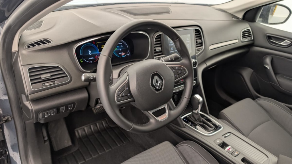 RENAULT Megane E-Tech plug-in hybrid 160 Evolution - ref: 1-382694 - Photo 15