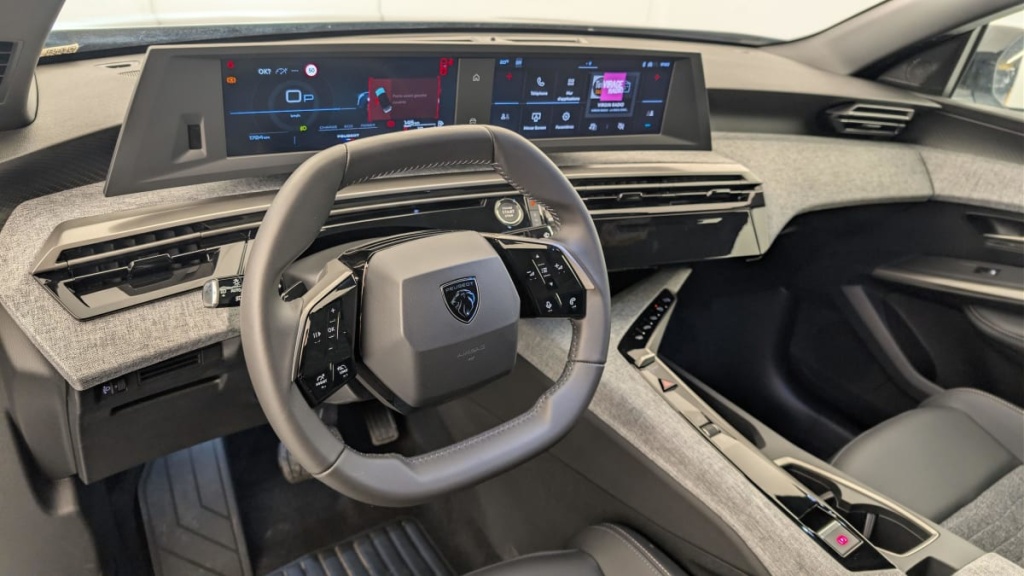 PEUGEOT 3008 Hybrid 145 e-DCS6 Allure - ref: 1-382907 - Photo 15