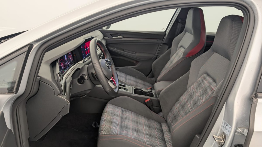 VOLKSWAGEN Golf 2.0 TSI 245 DSG7 GTI - ref: 1-383417 - Photo 16