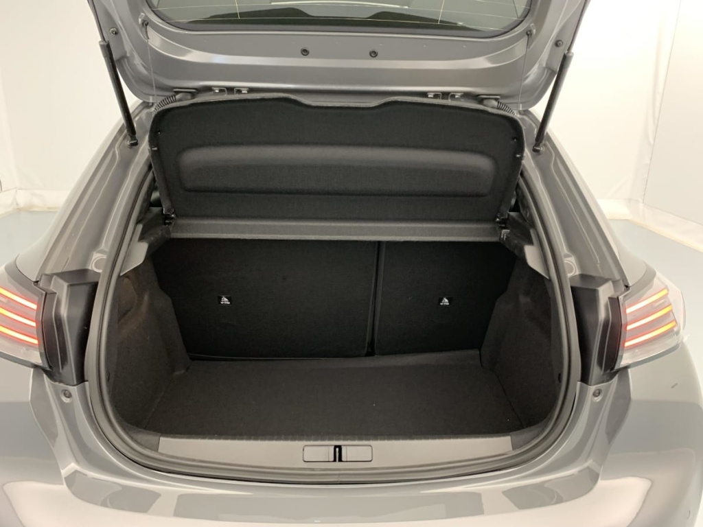 PEUGEOT 208 Hybrid 110 ch e-DCS6 Allure - ref: 1-383985 - Photo 11