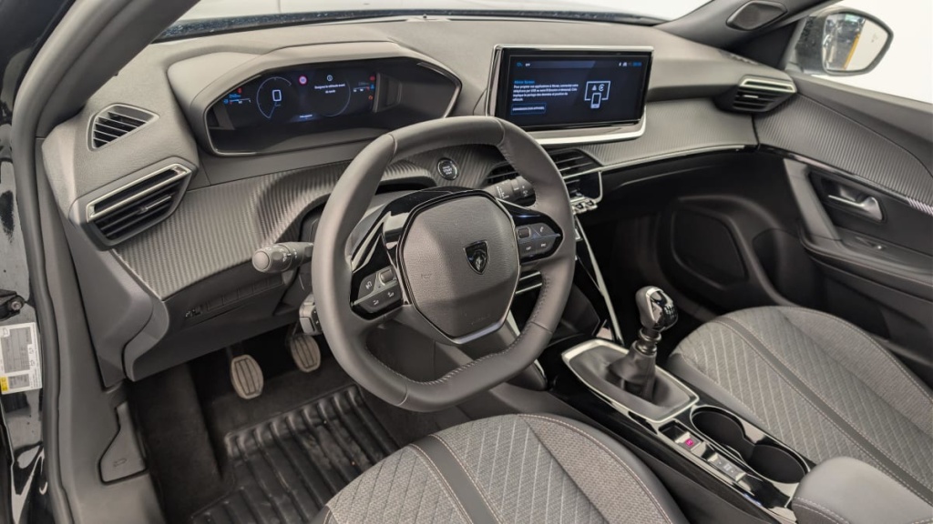 PEUGEOT 2008 100 S S BVM6 Allure - ref: 1-384638 - Photo 15