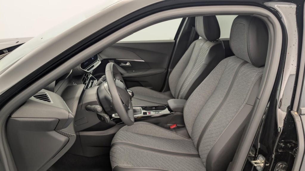 PEUGEOT 2008 100 S S BVM6 Allure - ref: 1-384638 - Photo 16