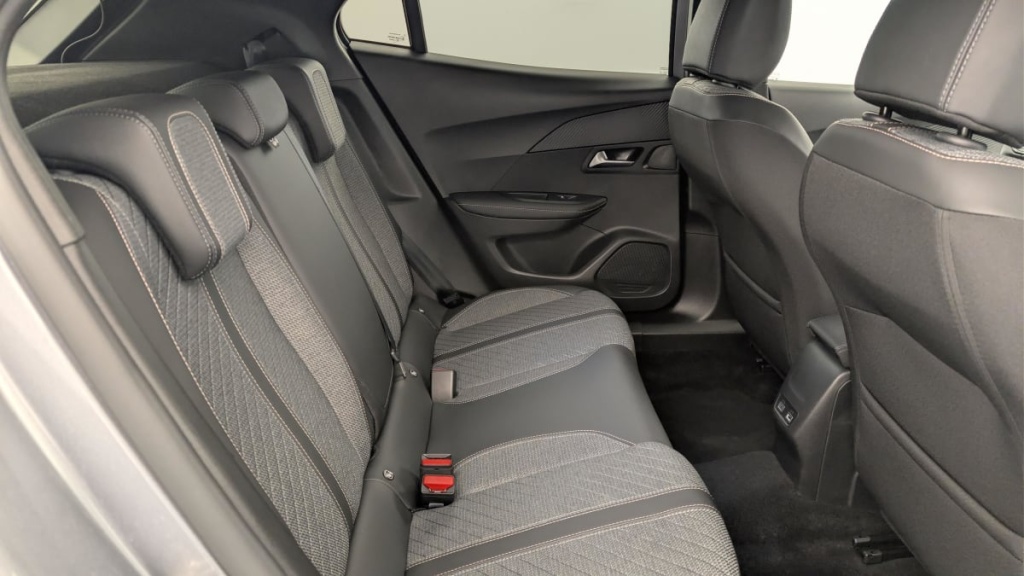 PEUGEOT 2008 100 S S BVM6 Allure - ref: 1-384680 - Photo 10