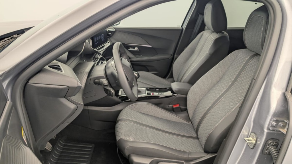 PEUGEOT 2008 100 S S BVM6 Allure - ref: 1-384680 - Photo 16