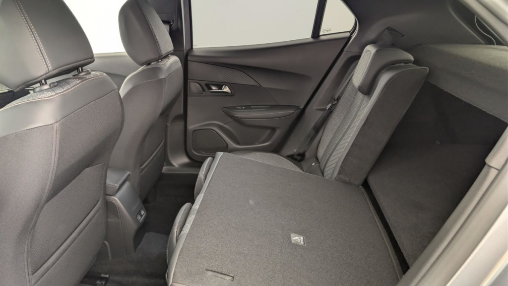 PEUGEOT 2008 100 S S BVM6 Allure - ref: 1-384681 - Photo 12