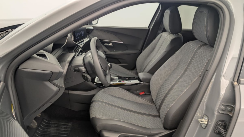 PEUGEOT 2008 100 S S BVM6 Allure - ref: 1-384958 - Photo 16