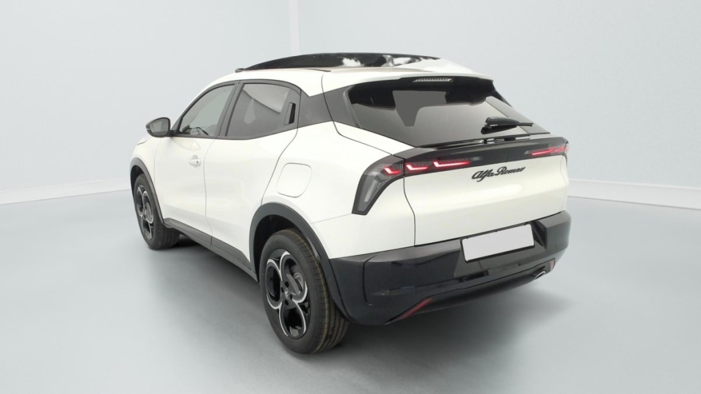 ALFA ROMEO Junior 1.2 Ibrida 145 ch e-DCT6 Q4 Ti - ref: 1-385509 - Photo 5