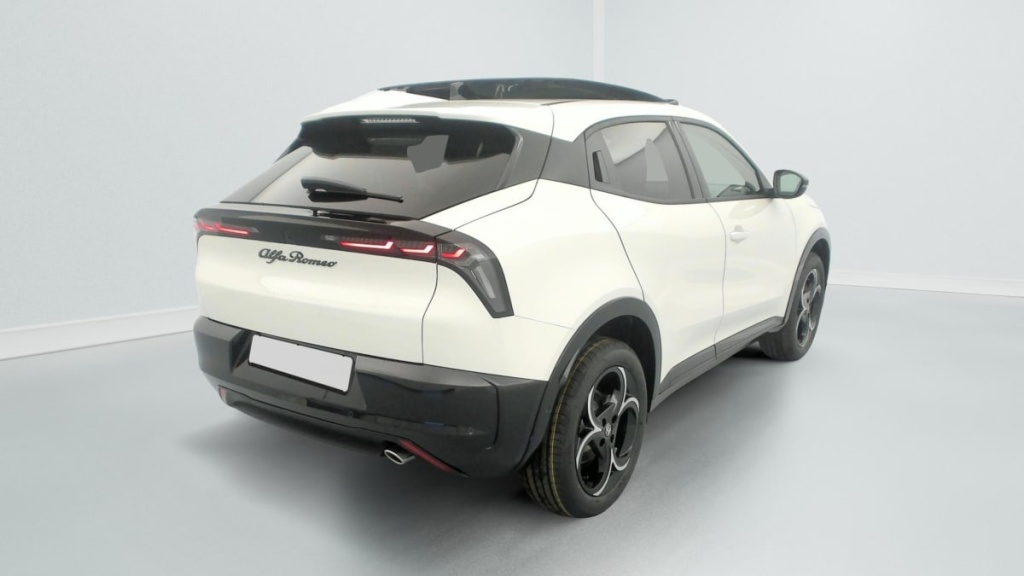 ALFA ROMEO Junior 1.2 Ibrida 145 ch e-DCT6 Q4 Ti - ref: 1-385509 - Photo 7