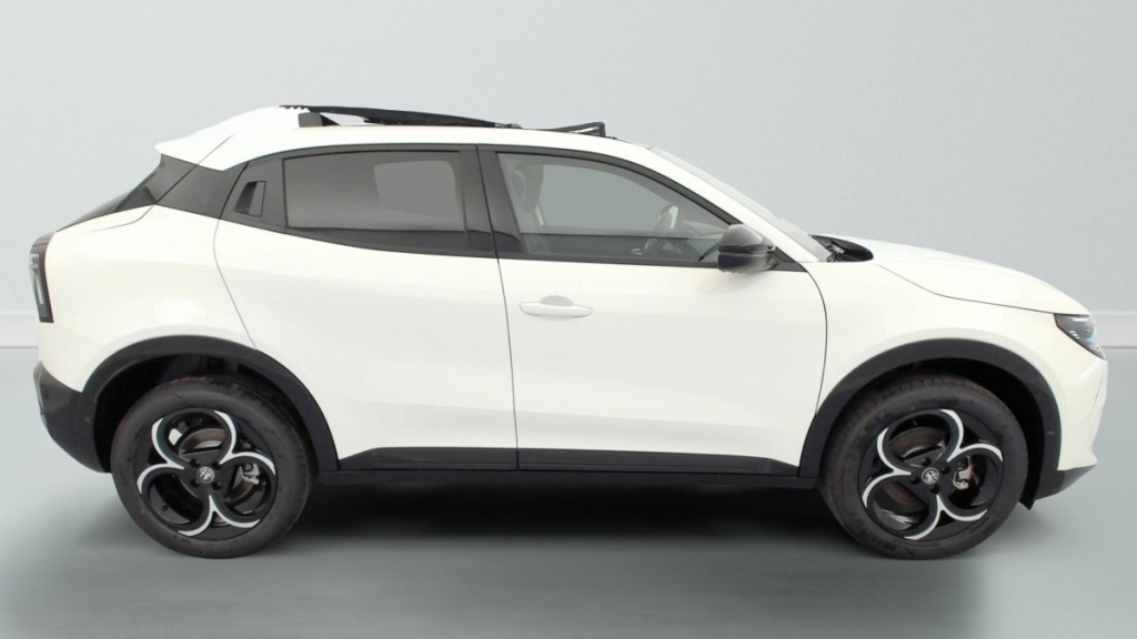 ALFA ROMEO Junior 1.2 Ibrida 145 ch e-DCT6 Q4 Ti - ref: 1-385509 - Photo 8