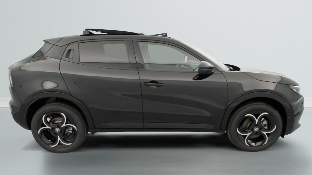 ALFA ROMEO Junior 1.2 Ibrida 145 ch e-DCT6 Q4 Ti - ref: 1-385512 - Photo 8