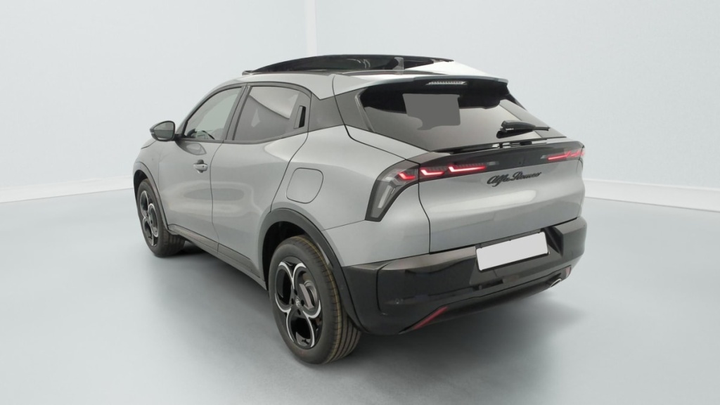 ALFA ROMEO Junior 1.2 Ibrida 145 ch e-DCT6 Q4 Ti - ref: 1-385516 - Photo 5