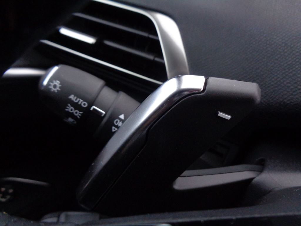 PEUGEOT 3008 1.2 PURETECH 130CH EAT8 GT - ref: 2-675391 - Photo 3