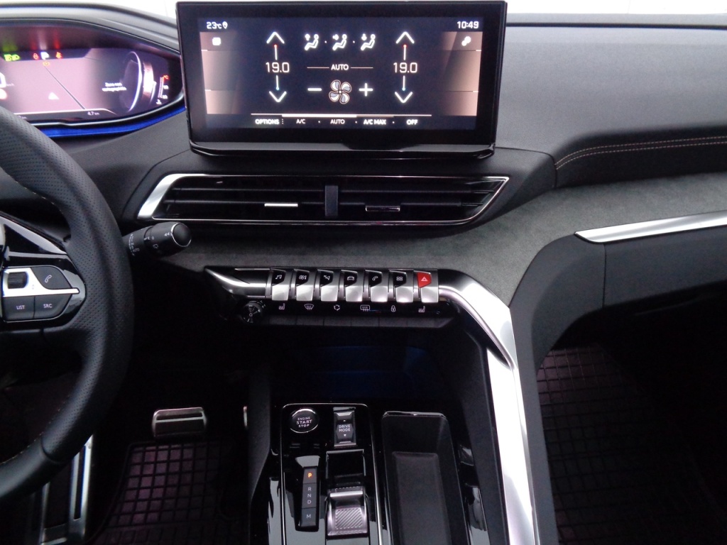 PEUGEOT 3008 1.2 PURETECH 130CH EAT8 GT - ref: 2-675391 - Photo 7