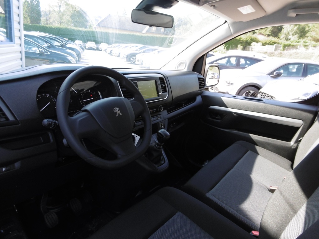 PEUGEOT EXPERT CABINE APPROFONDIE LONG 2.0 BLUEHDI 140 CONFORT PLUS - ref: 2-677707 - Photo 4