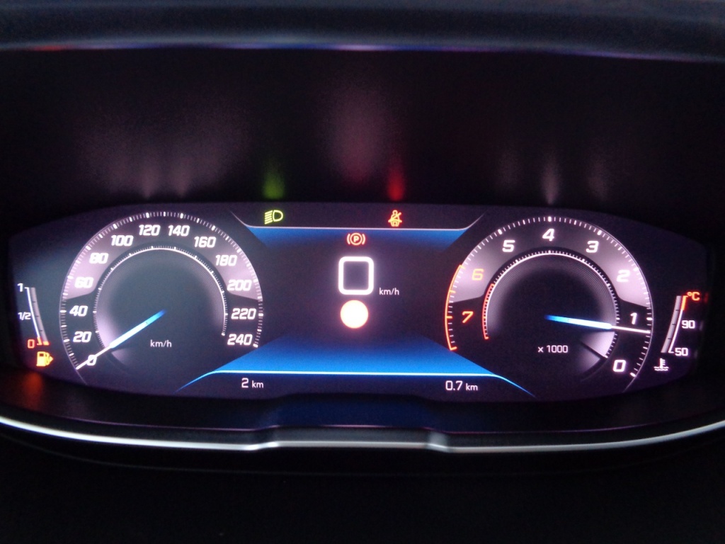 PEUGEOT 5008 1.2 PURETECH 130CH ACTIVE PACK - ref: 2-677861 - Photo 17