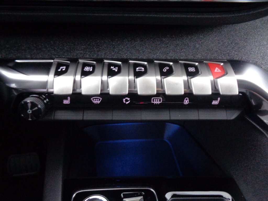 PEUGEOT 3008 1.5 BLUEHDI 130CH EAT8 ALLURE PACK - ref: 2-680099 - Photo 11
