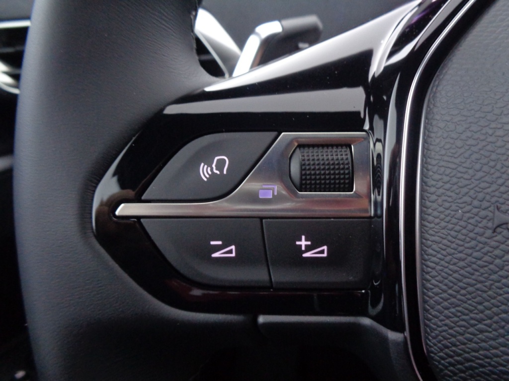 PEUGEOT 3008 1.5 BLUEHDI 130CH EAT8 ALLURE PACK - ref: 2-680099 - Photo 9