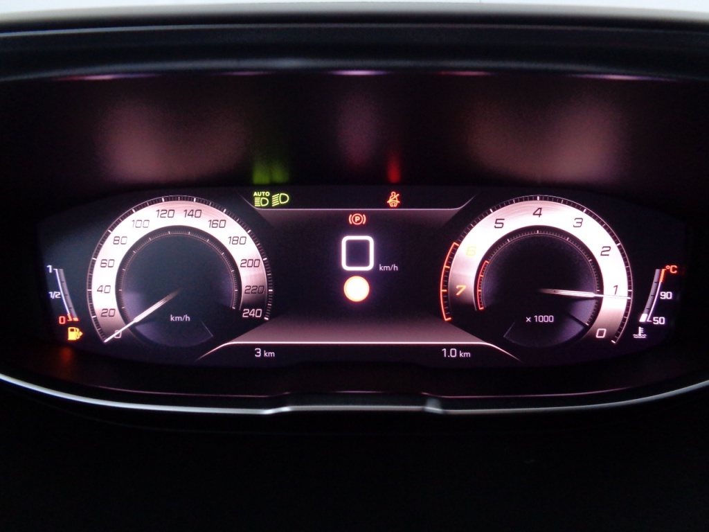 PEUGEOT 5008 1.2 PURETECH 130CH GT - ref: 2-680110 - Photo 10