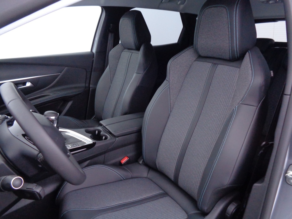 PEUGEOT 3008 1.2 PURETECH 130CH ALLURE PACK - ref: 2-680134 - Photo 10