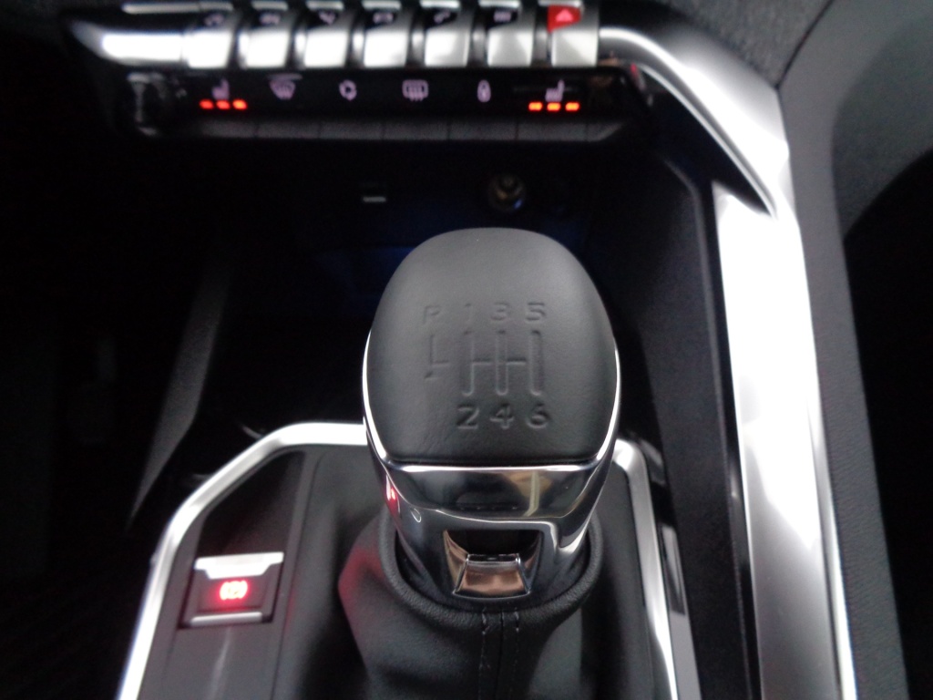 PEUGEOT 3008 1.2 PURETECH 130CH ALLURE PACK - ref: 2-680155 - Photo 11