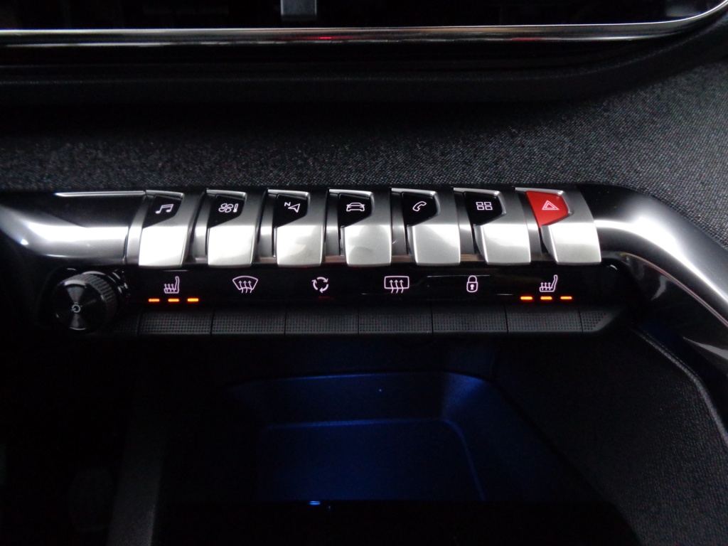 PEUGEOT 3008 1.2 PURETECH 130CH ALLURE PACK - ref: 2-680155 - Photo 7