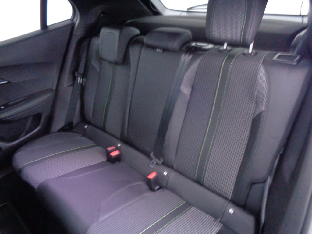 PEUGEOT 2008 1.2 PURETECH 130CH S&S EAT8 GT - ref: 2-684584 - Photo 20