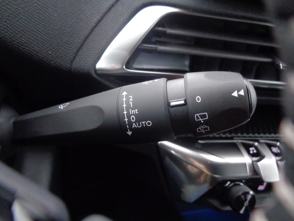 PEUGEOT 3008 1.2 PURETECH 130CH ACTIVE PACK - ref: 2-687371 - Photo 13
