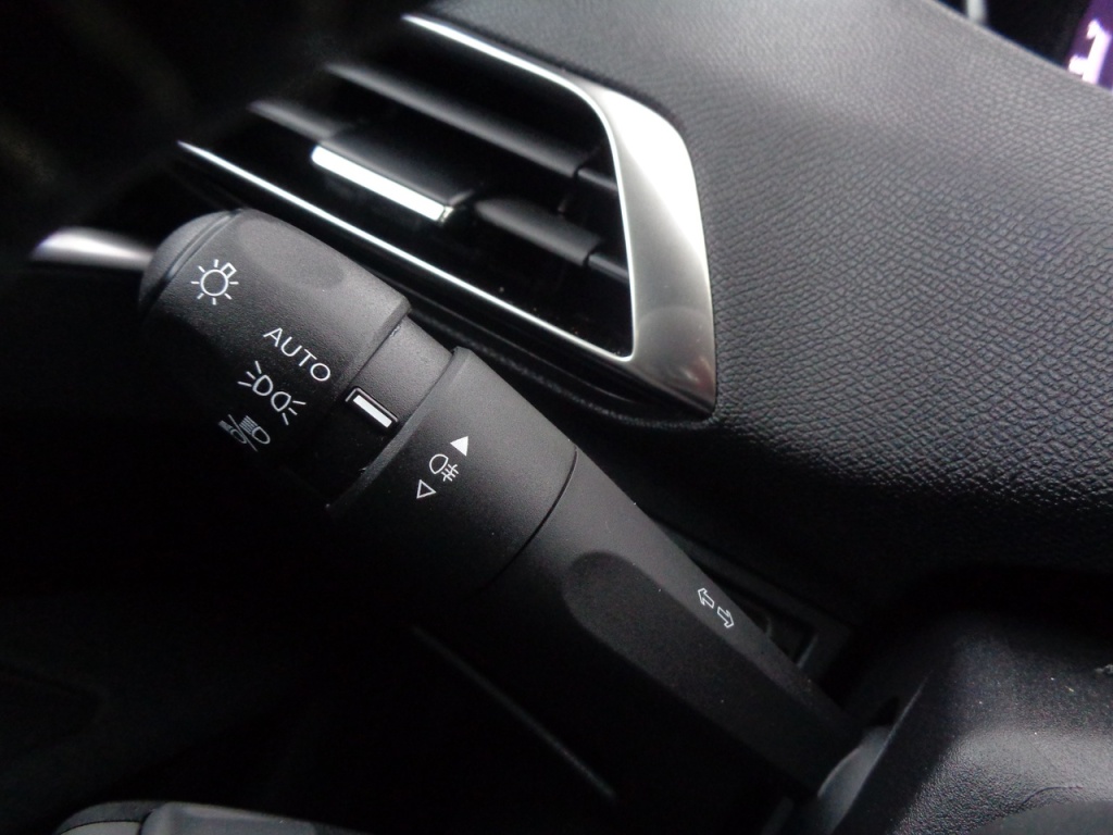 PEUGEOT 3008 1.2 PURETECH 130CH ACTIVE PACK - ref: 2-687377 - Photo 13
