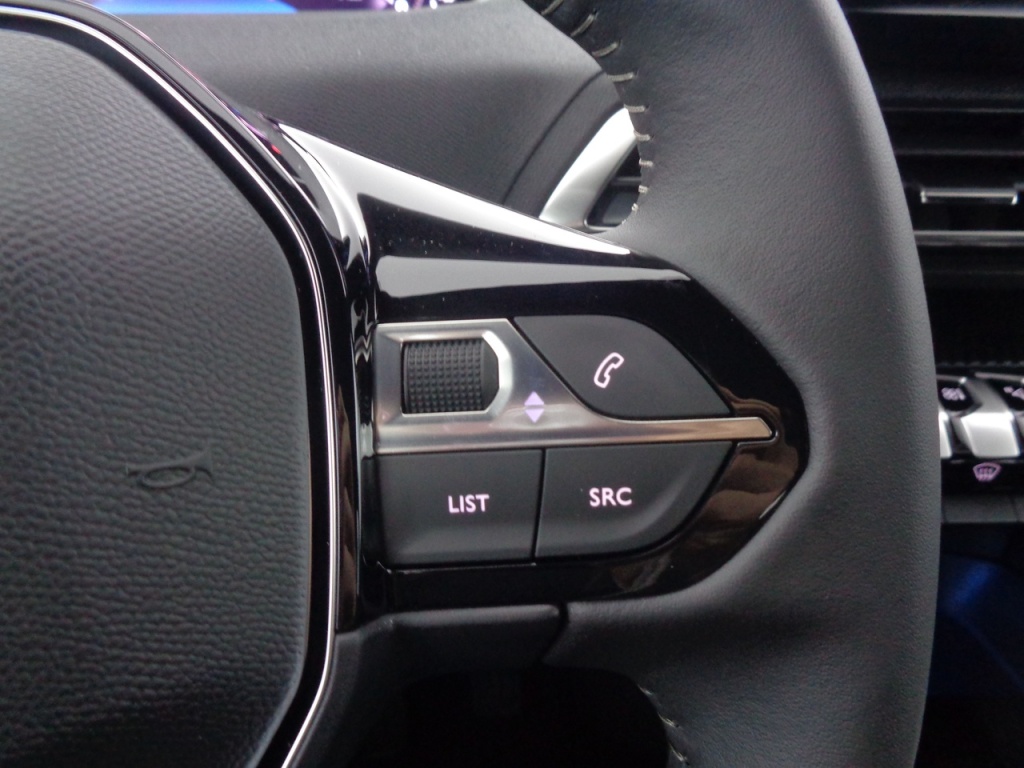 PEUGEOT 3008 1.2 PURETECH 130CH ACTIVE PACK - ref: 2-687377 - Photo 8