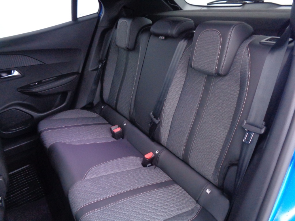 PEUGEOT 2008 1.2 PURETECH 100CH S&S ALLURE NM - ref: 2-687516 - Photo 17