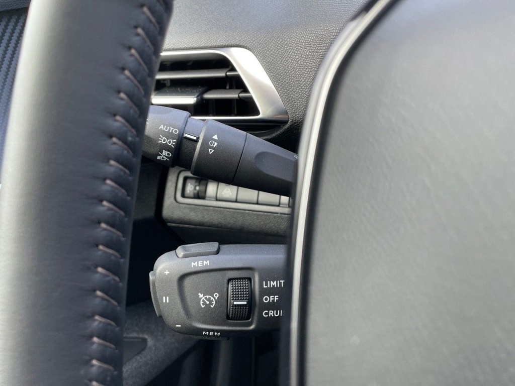 PEUGEOT 3008 1.2 PURETECH 130CH ACTIVE PACK - ref: 2-700567 - Photo 9