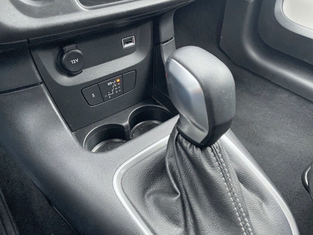 CITROEN C3 1.2 PURETECH 110CH EAT6 SHINE - ref: 2-732393 - Photo 6