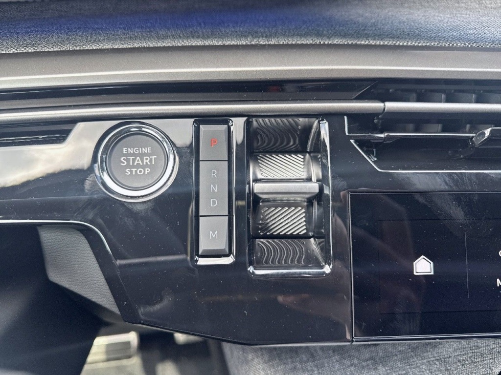 PEUGEOT 3008 1.2 HYBRID 136CH E-DCS6 GT - ref: 2-754330 - Photo 6