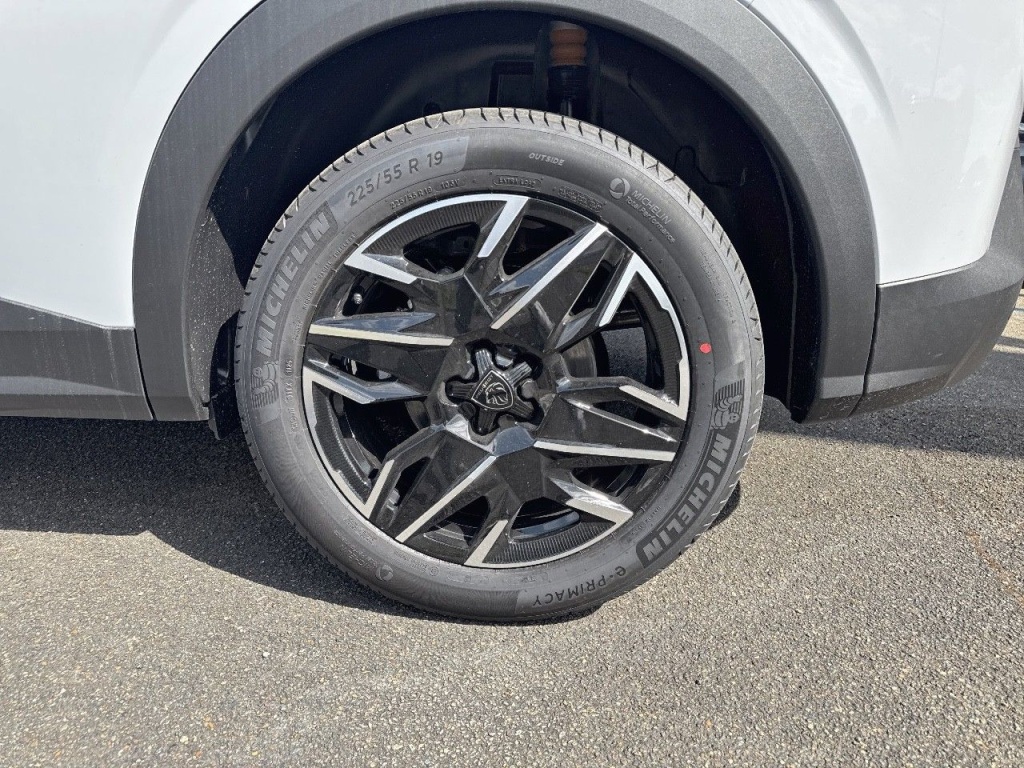 PEUGEOT 3008 1.2 HYBRID 145CH E-DCS6 GT - ref: 2-754331 - Photo 19