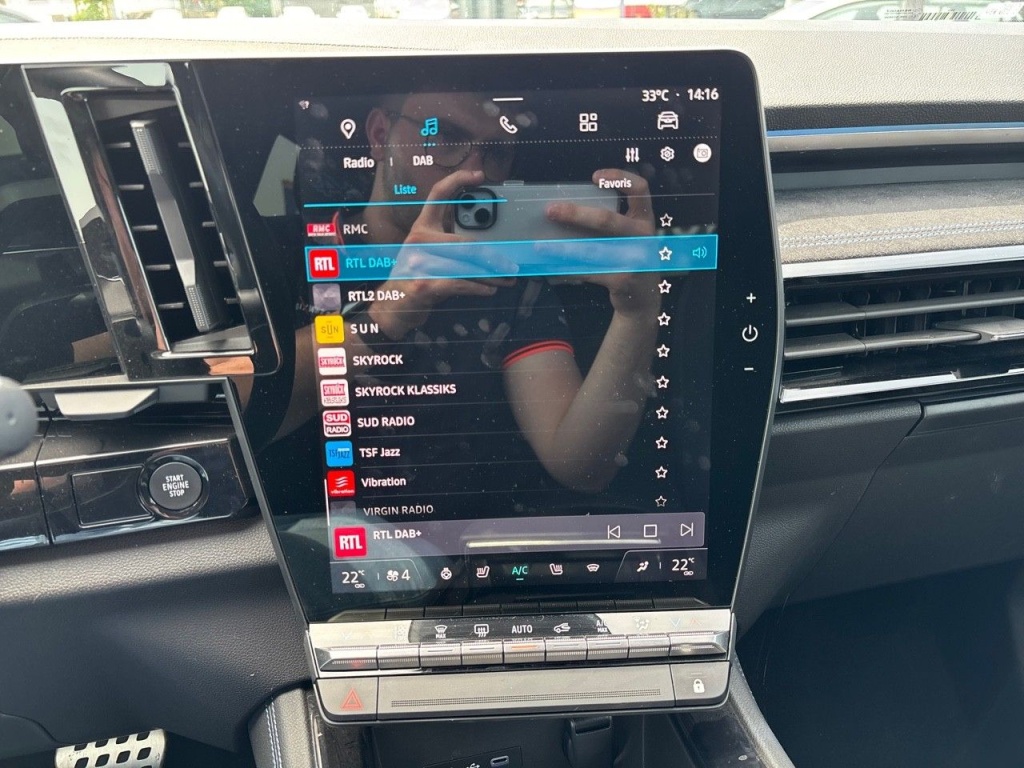 RENAULT Austral 1.2E-TECH F.HYBRID 200ICONIC ESPRIT A - ref: 2-763568 - Photo 18