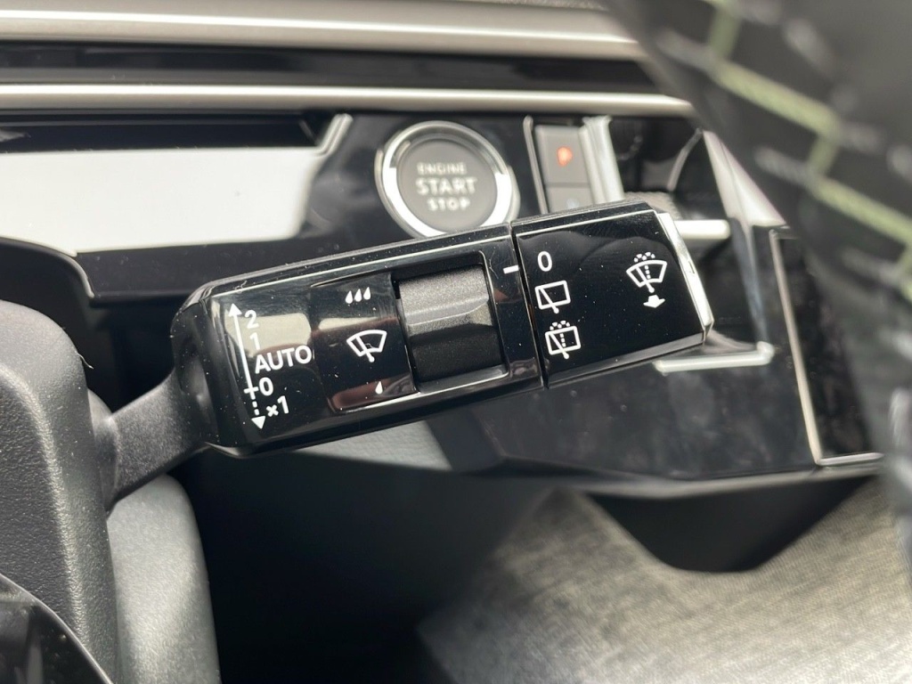 PEUGEOT 5008 HYBRID 136CH E-DCS6 GT - ref: 2-764949 - Photo 11