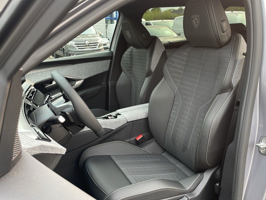 PEUGEOT 5008 HYBRID 136CH E-DCS6 GT - ref: 2-764949 - Photo 7
