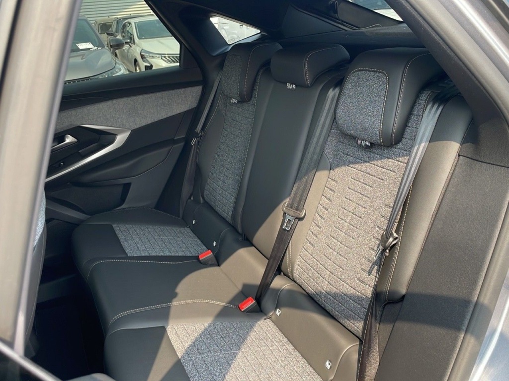 PEUGEOT 3008 HYBRID 136CH E-DCS6 ALLURE - ref: 2-764999 - Photo 8