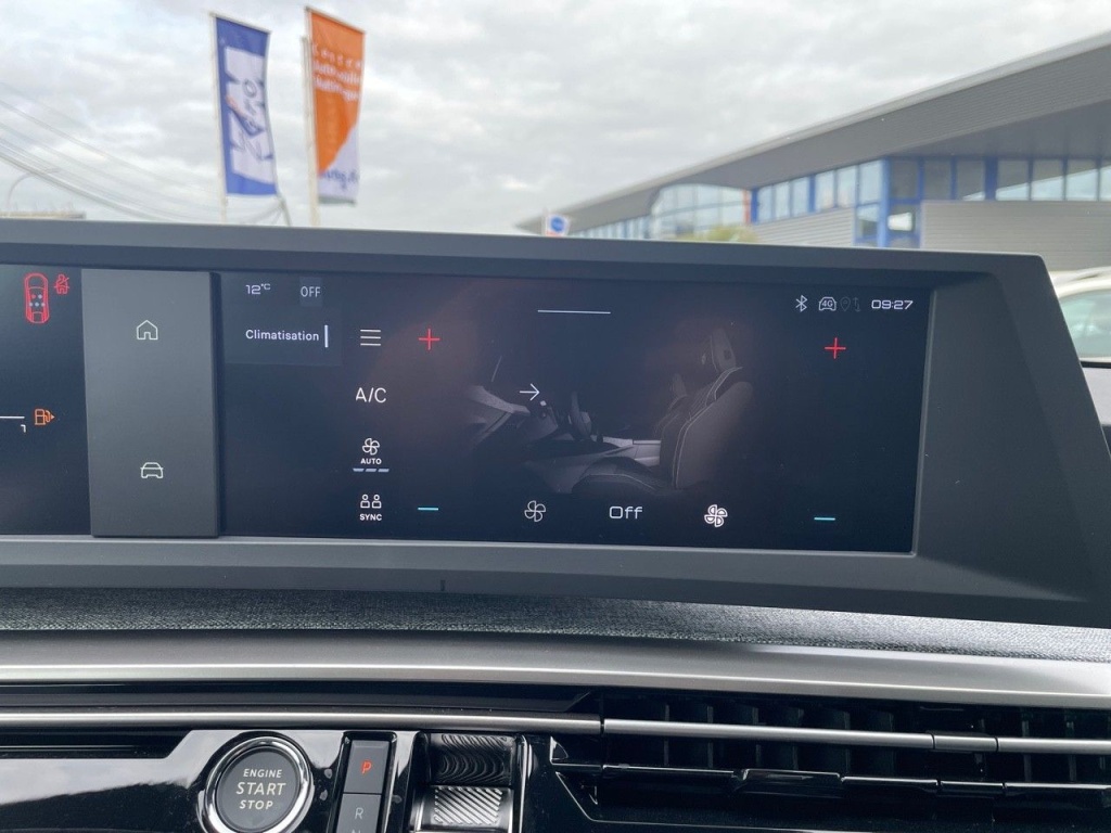 PEUGEOT 3008 HYBRID 136CH E-DCS6 ALLURE - ref: 2-765132 - Photo 20