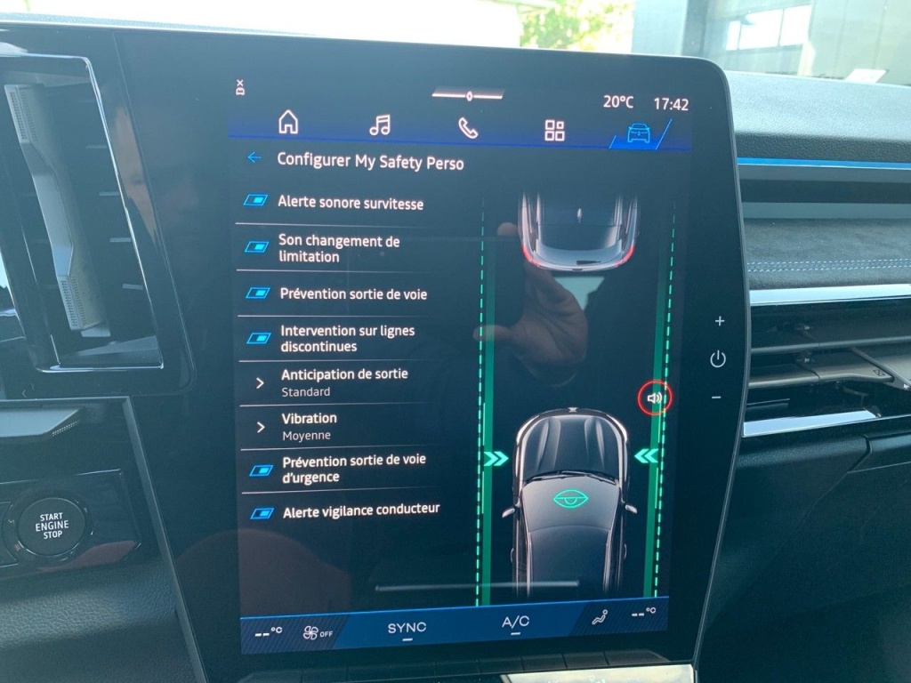 RENAULT Austral 1.2E-TECH F.HYBRID 200ICONIC ESPRIT A - ref: 2-765958 - Photo 19