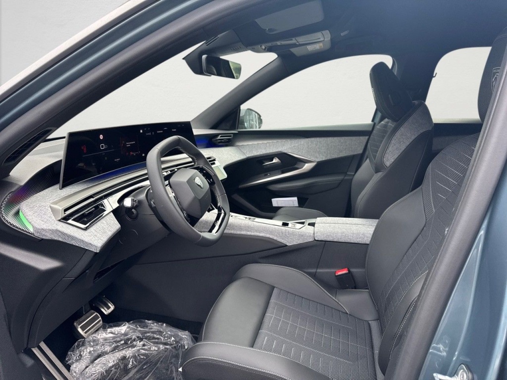 PEUGEOT 3008 HYBRID 136CH E-DCS6 GT - ref: 2-766262 - Photo 3