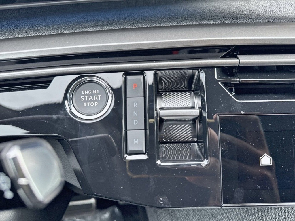 PEUGEOT 3008 HYBRID 136CH E-DCS6 GT - ref: 2-766262 - Photo 6