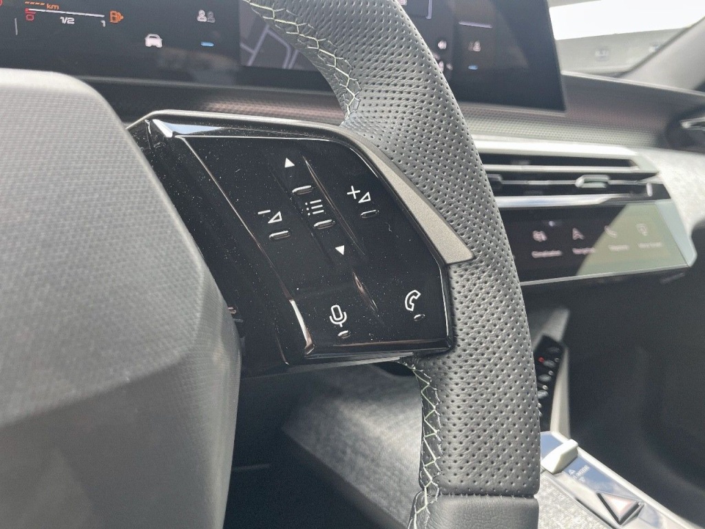 PEUGEOT 5008 1.2 HYBRID 145CH E-DCS6 GT - ref: 2-766276 - Photo 15