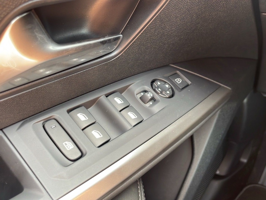 PEUGEOT 3008 HYBRID 136CH E-DCS6 ALLURE - ref: 2-766280 - Photo 17