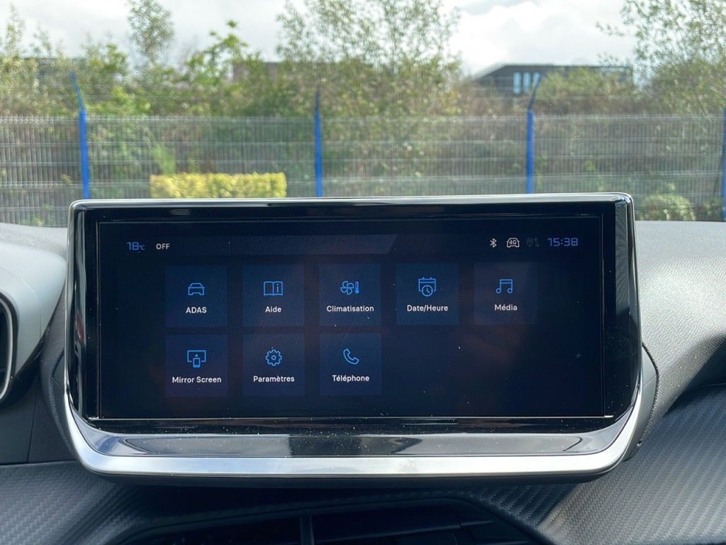 PEUGEOT 2008 1.2 PURETECH 100CH S&S ALLURE - ref: 2-768688 - Photo 18